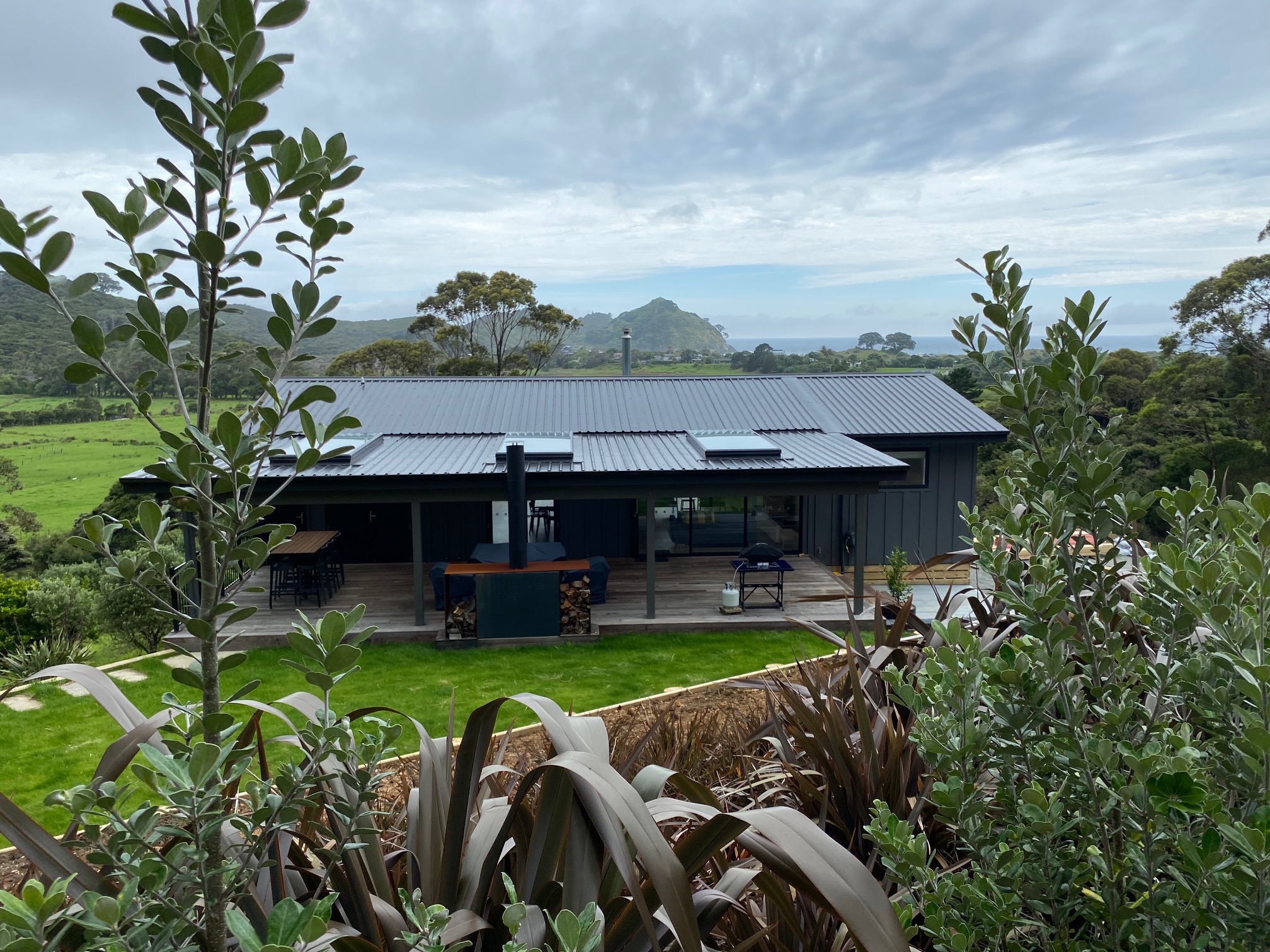 Pītokuku House — off-grid holiday home, Medlands Beach, Great Barrier Island