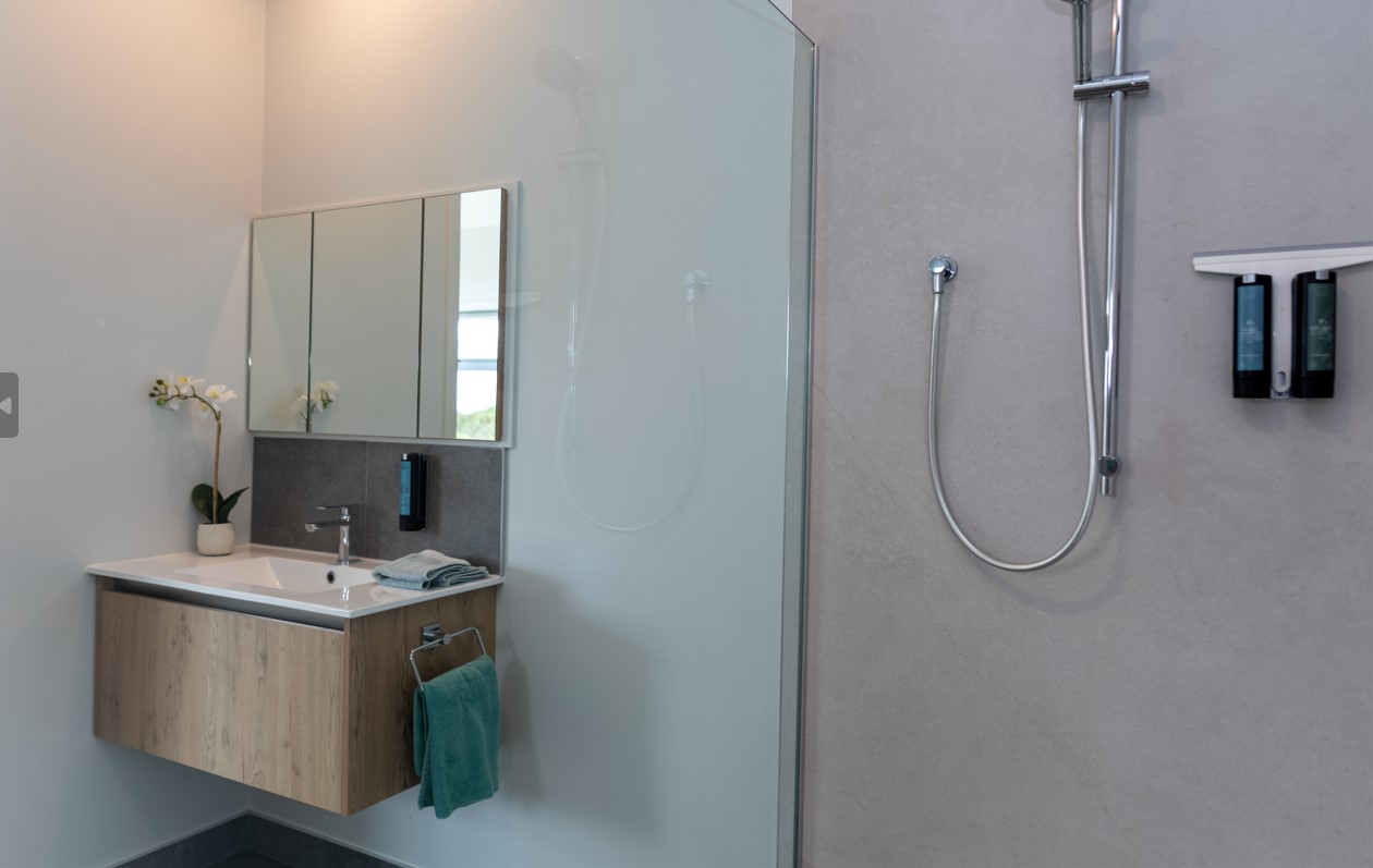 Pītokuku House — off-grid holiday home, Medlands Beach, Great Barrier Island