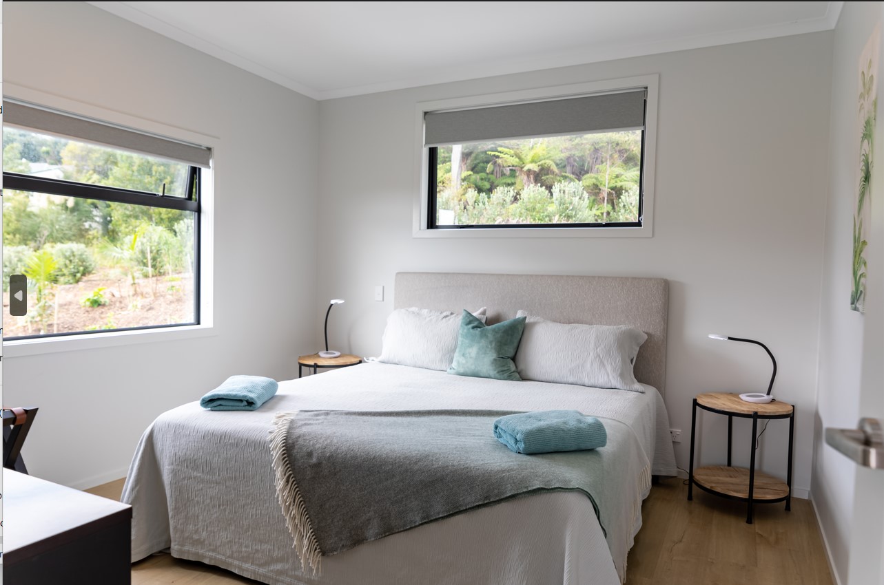 Pītokuku House — off-grid holiday home, Medlands Beach, Great Barrier Island