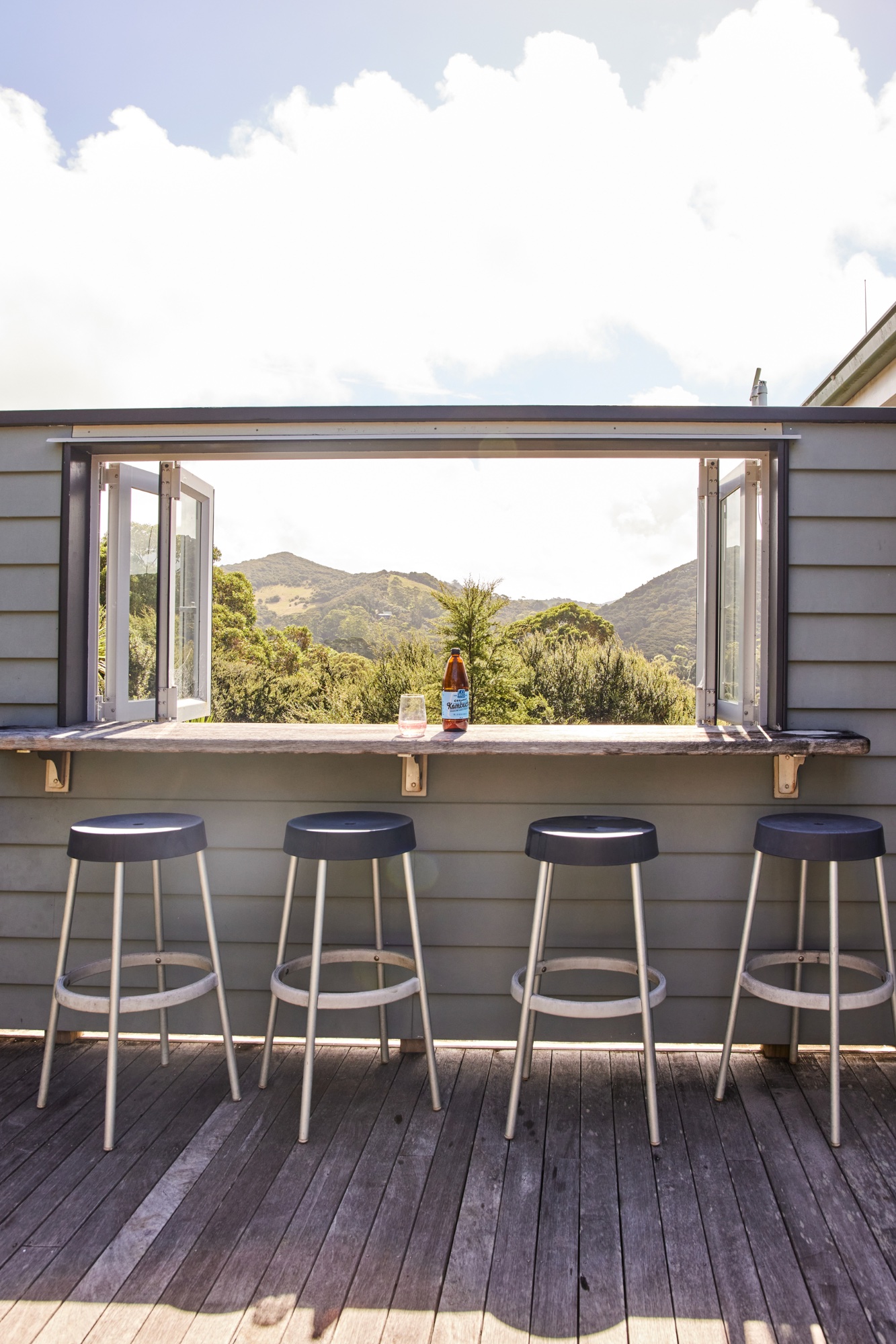 Ruru House — off-grid holiday home, Medlands Beach, Great Barrier Island