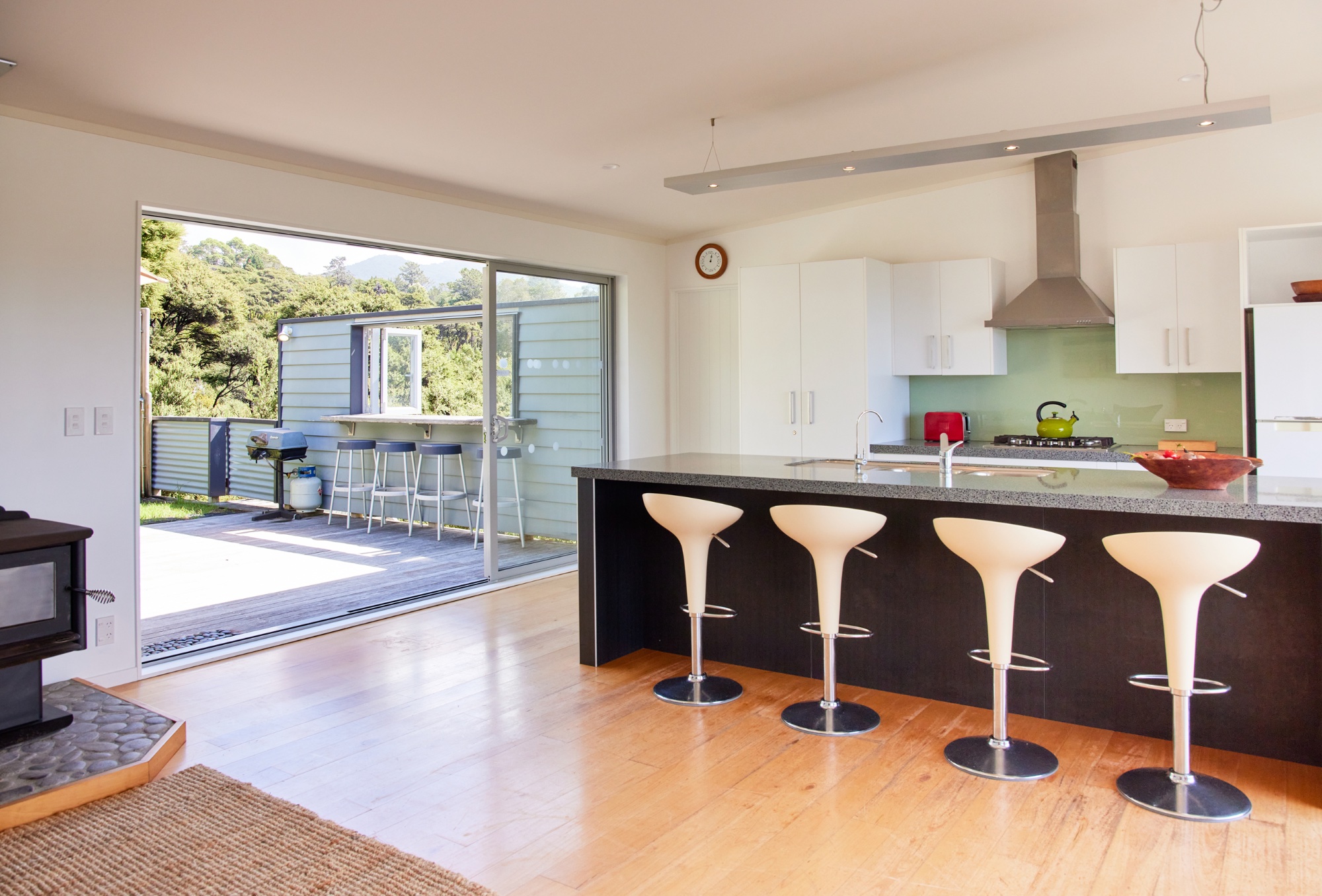 Ruru House — off-grid holiday home, Medlands Beach, Great Barrier Island